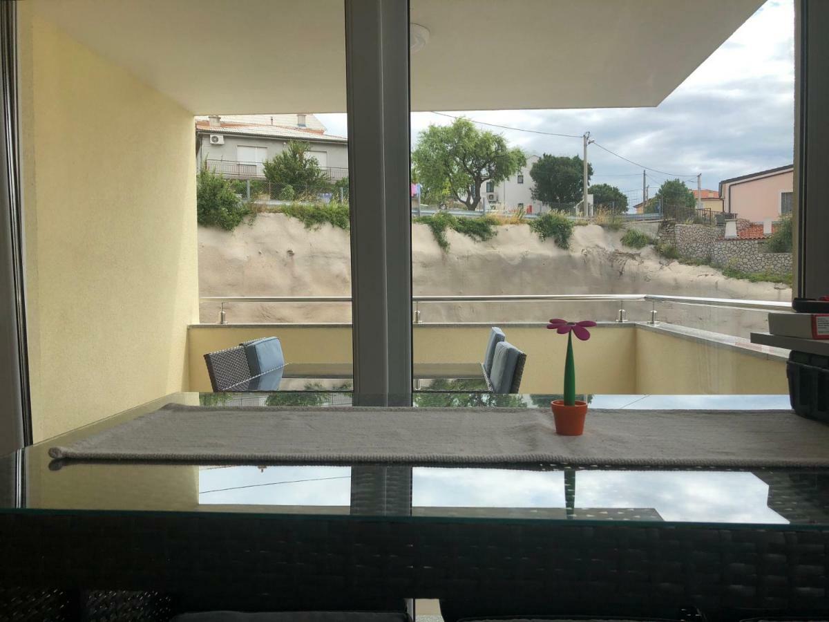 Apartment Zeljkica - Villa Sunce Senj  Buitenkant foto